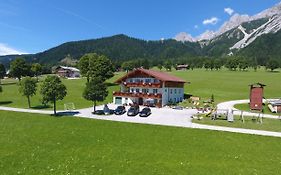 Pernerhof