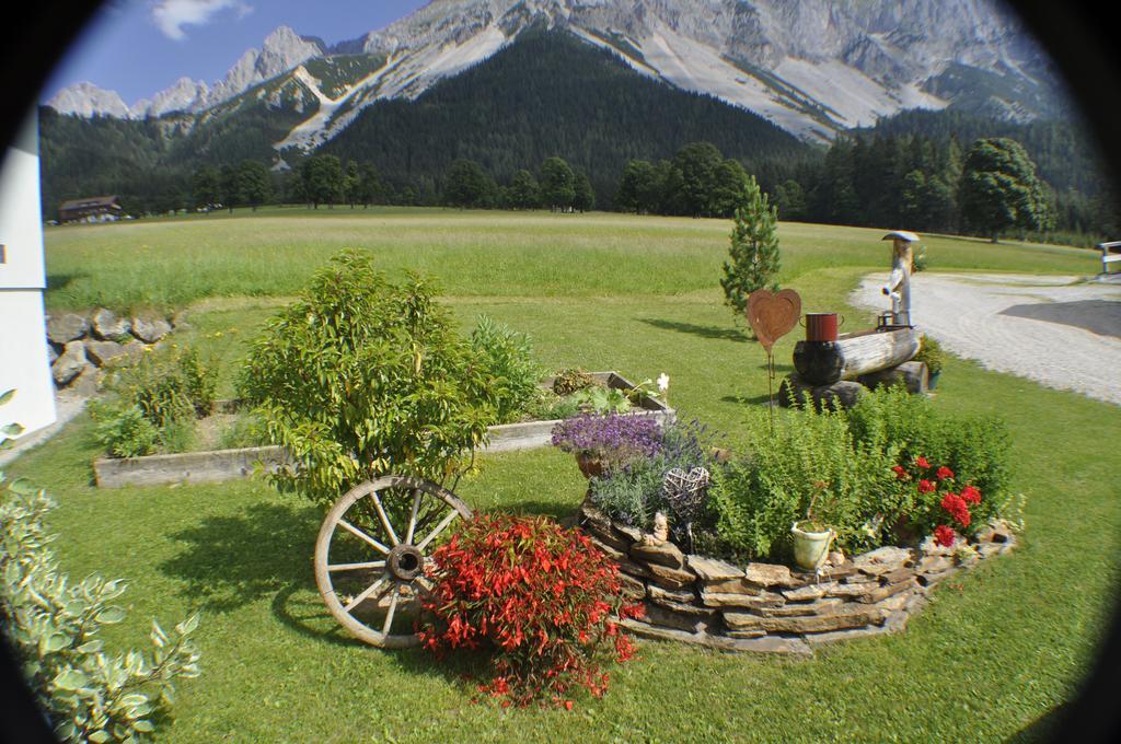 Ferienwohnung Pernerhof Ramsau am Dachstein Exterior foto